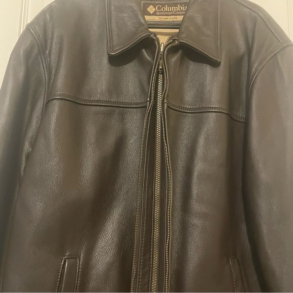 Columbia Men's Dark Brown Leather Jacket - Picture 3 of 15